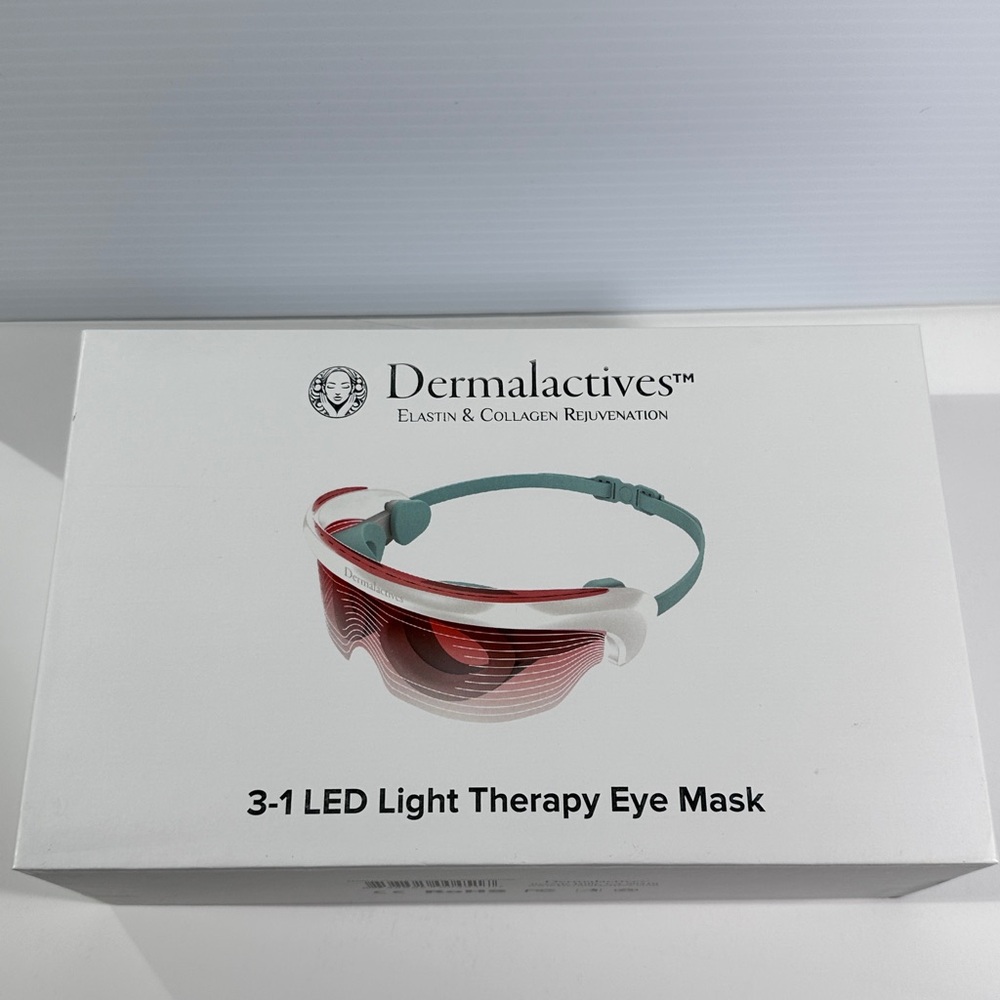 New Dermalactives 3-in-1 Eye Mask